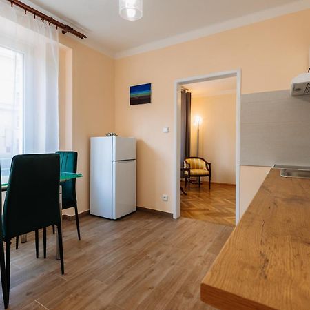 Apartments Tgm 11 Karlovy Vary Exterior foto