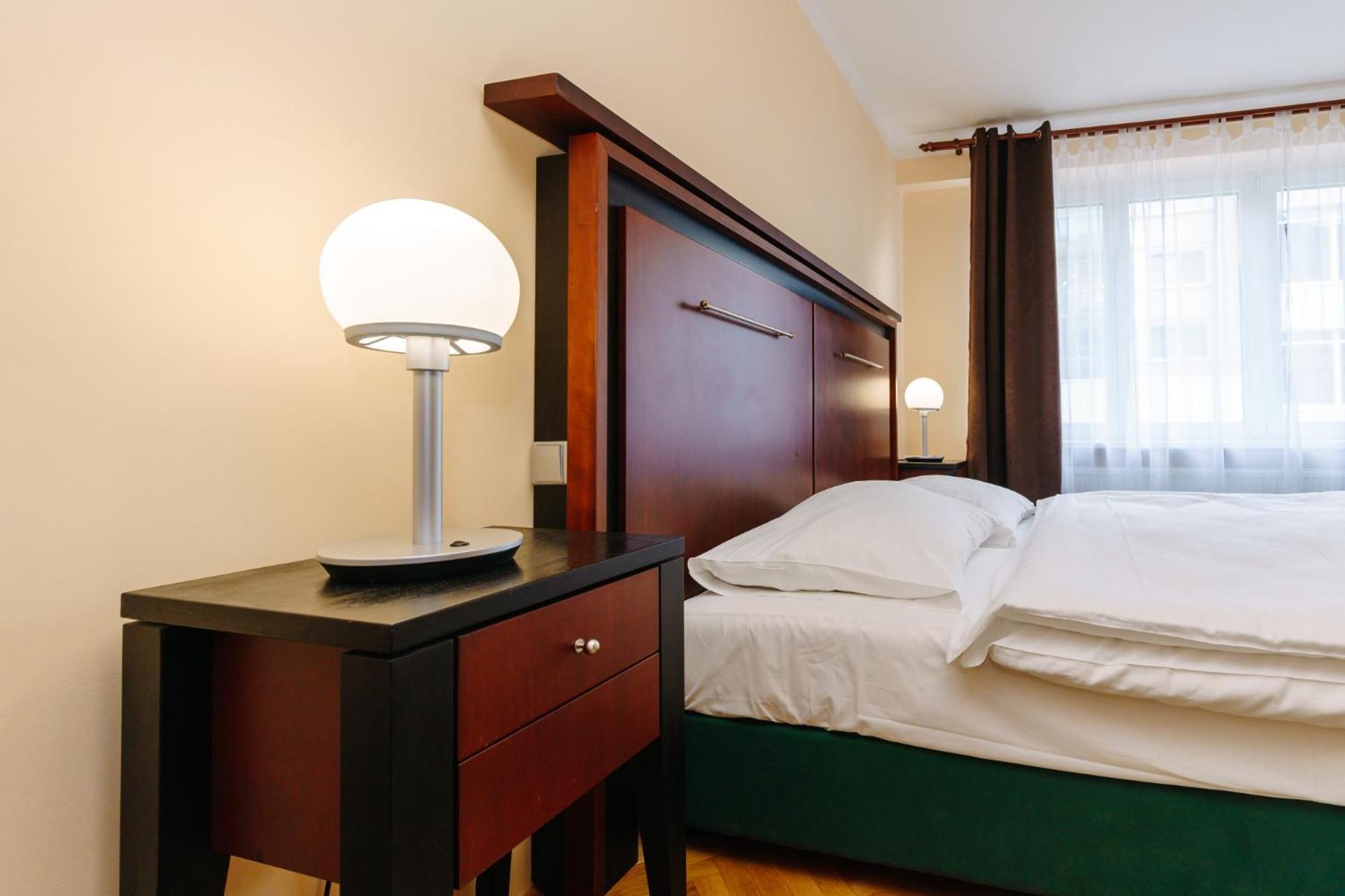 Apartments Tgm 11 Karlovy Vary Habitación foto