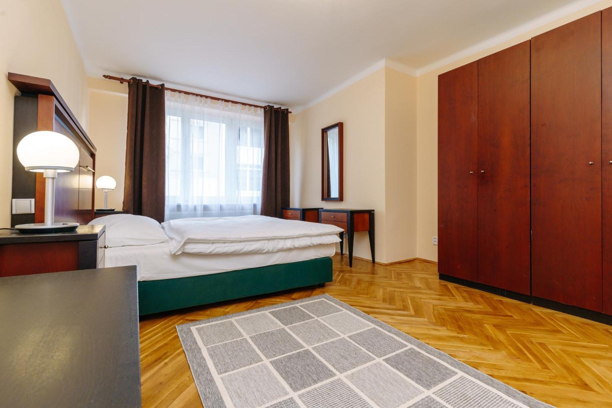 Apartments Tgm 11 Karlovy Vary Habitación foto